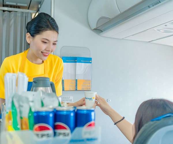 Khám phá những đặc quyền hấp dẫn khi bay hạng Phổ thông cao cấp của Vietravel Airlines